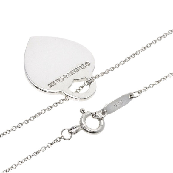 Tiffany Handbags - Tiffany to Heart Necklace Silver